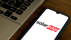 the solar edge logo on an iPhone. SEDG stock