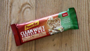 A picture of the Clean Whey Protein Bar flavoured vanilla coconut crunch.