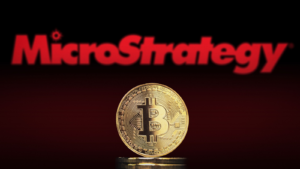 A chart of the MicroStrategy (MSTR) logo with a Bitcoin