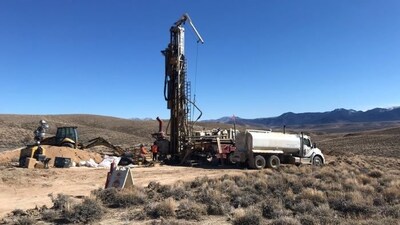 Black Mammoth commences drilling at Rast target – Callaghan gold district (CNW Group/Black Mammoth Metals Corp)